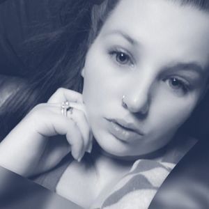 Meet your Posher, Carissa